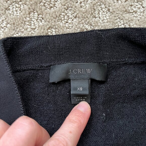 J. Crew Cardigan Black V Neck Pockets Merino Wool Tight Knit Ribbon Trim Size XS - Picture 3 of 10
